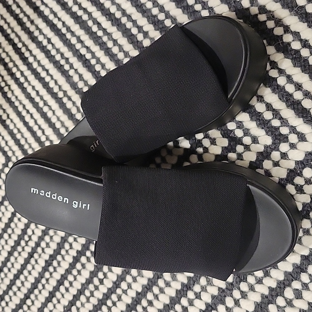 Madden Girl Black Wedge Sandals
